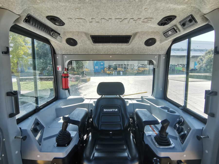 Гидростатический бульдозер DH20B3LGP