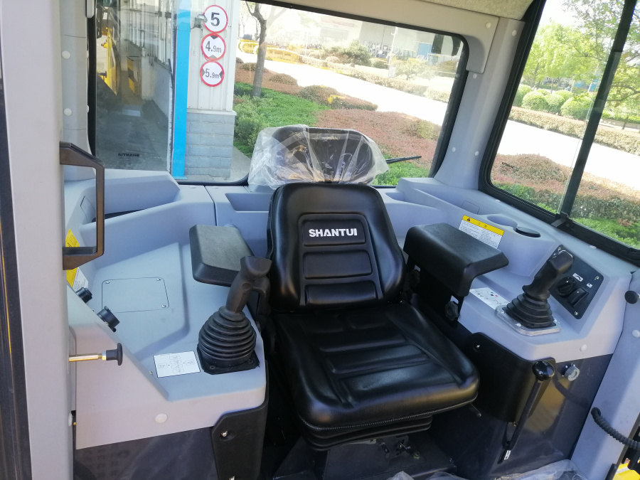 Гидростатический бульдозер DH20B3LGP